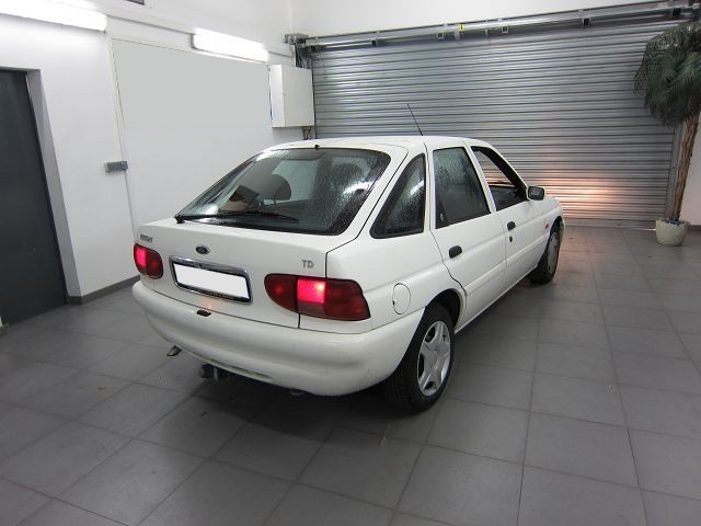 ESCORT type 6 - 5 PORTES - 1995-2000